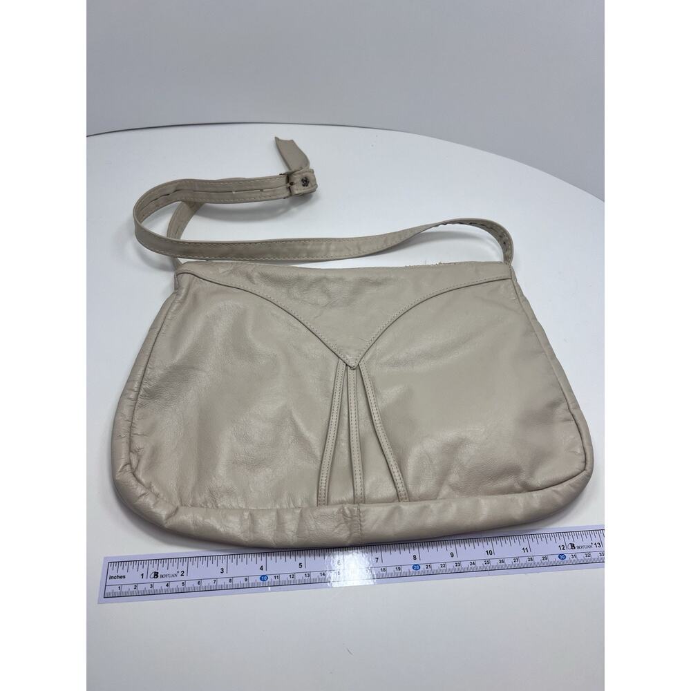 D-H Genuine Leather Vintage Tan Purse Adjustable Strap Zipper Vintage 80s